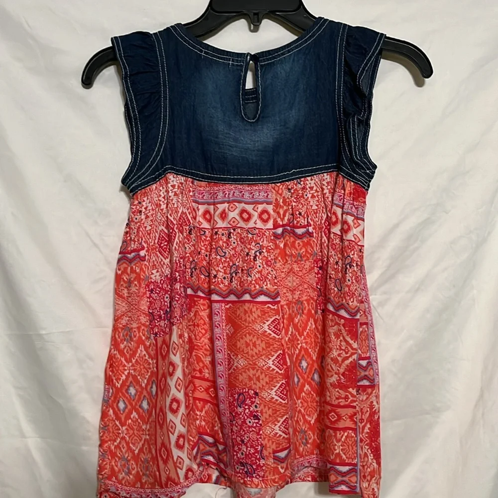 Girls top - Picture 2 of 2
